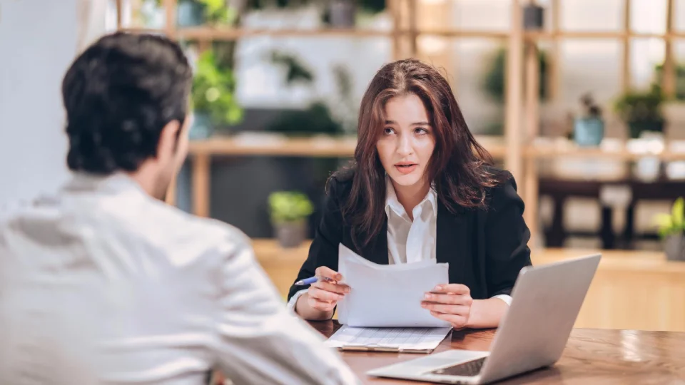 Signs You Didn&rsquo;t Get the Job After an Interview