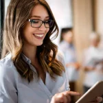 Resume vs LinkedIn: What Should Match & Differ?